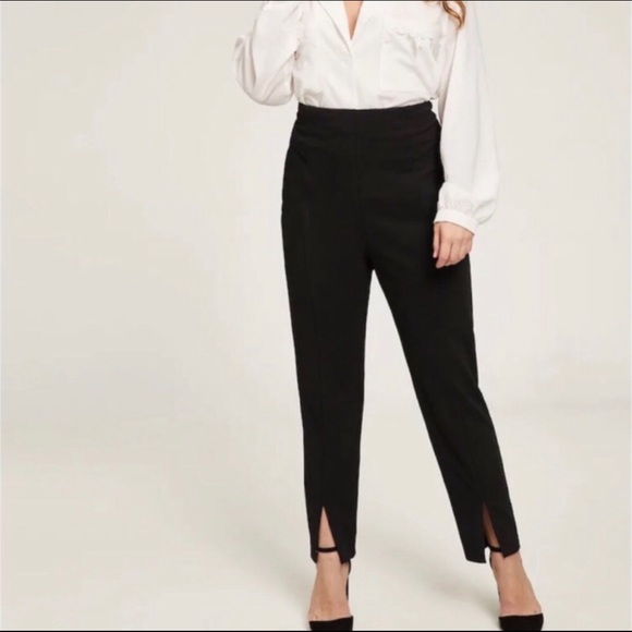 🐨+Size👠 HOST PICK X2 👠 Black split hem pants - Picture 4 of 4